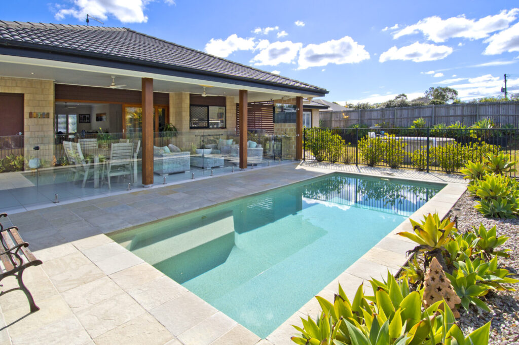 Craig, Seller property